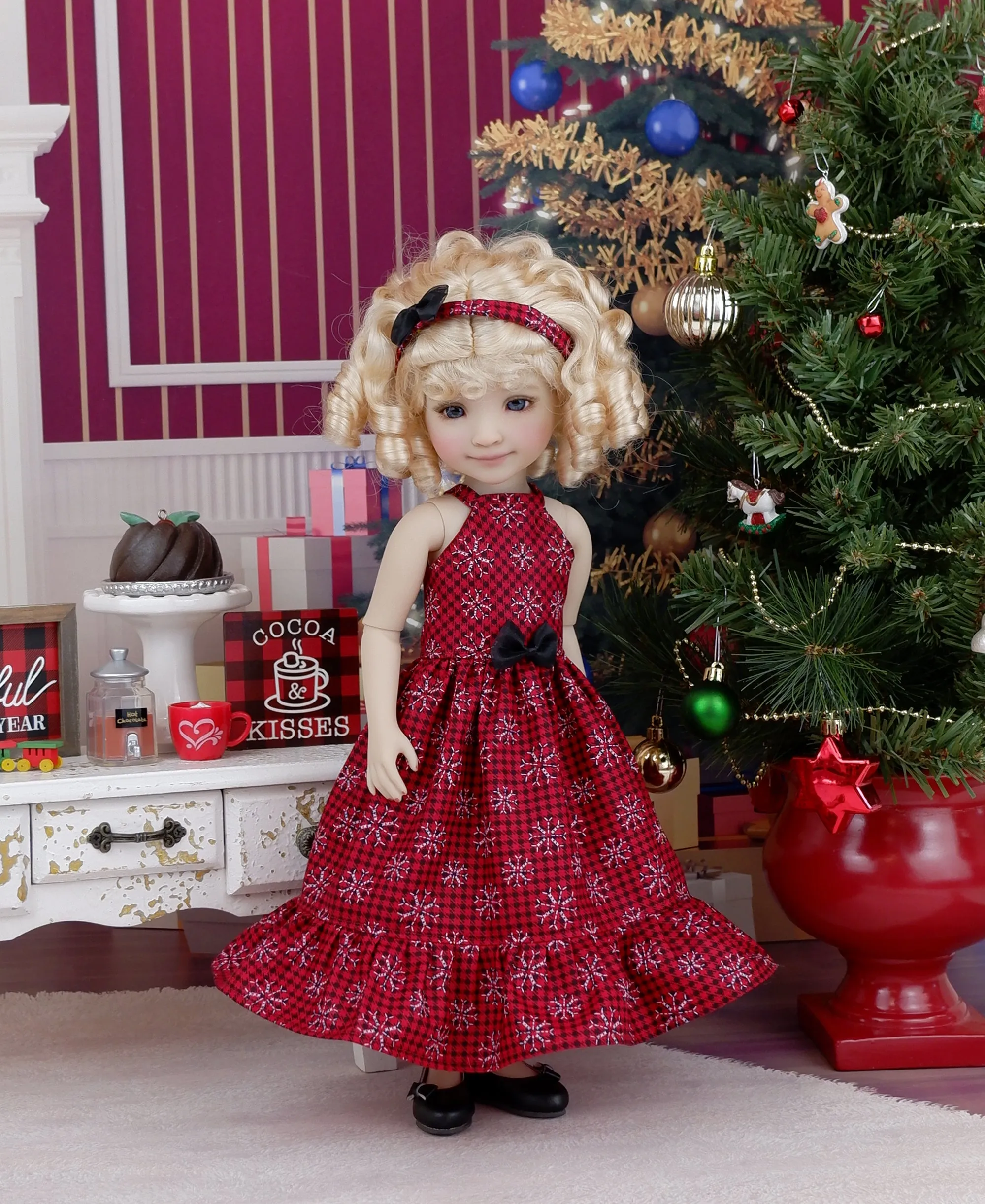 Holiday Snowflakes - dress with shoes for Ruby Red Fashion Friends doll