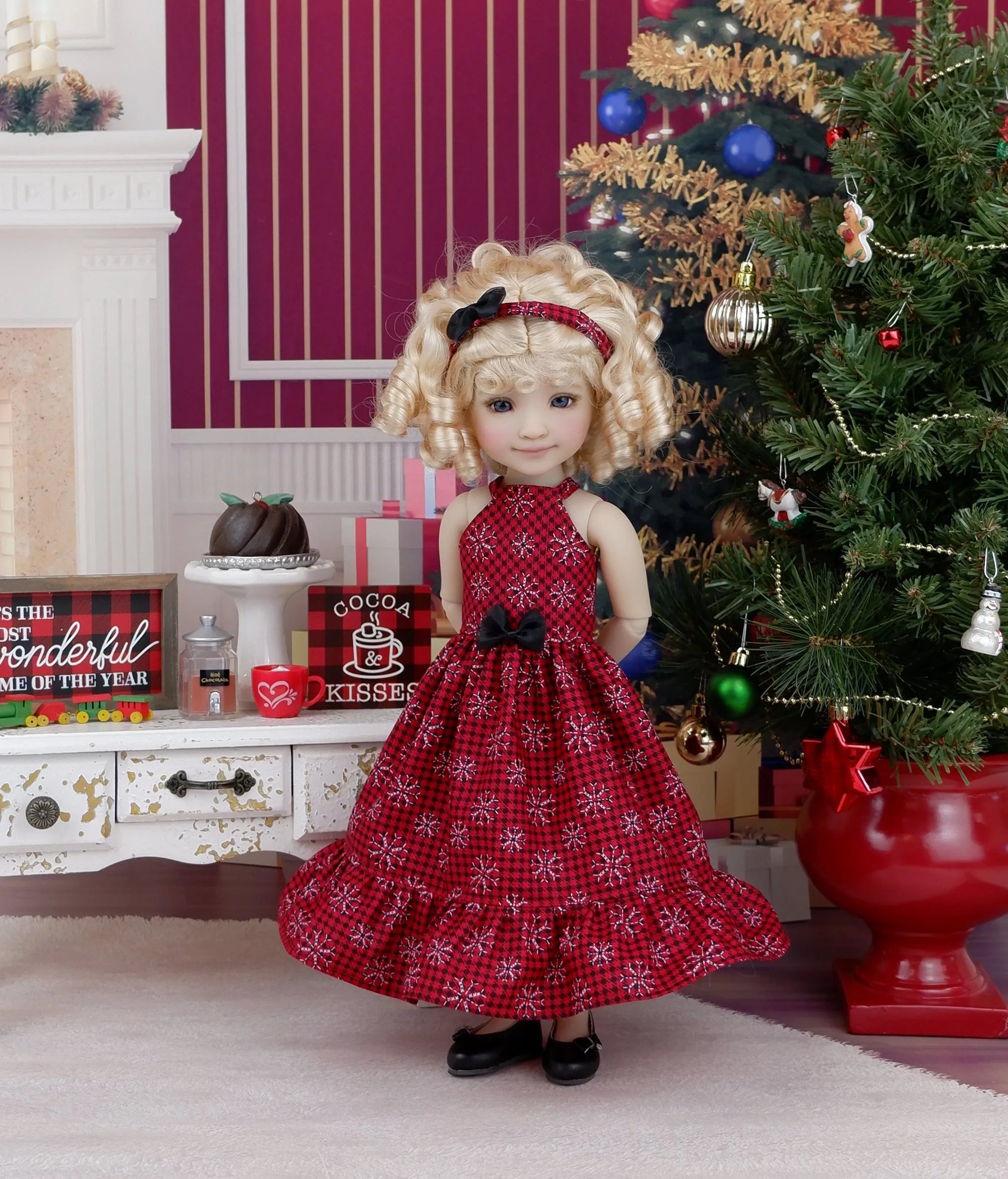 Holiday Snowflakes - dress with shoes for Ruby Red Fashion Friends doll