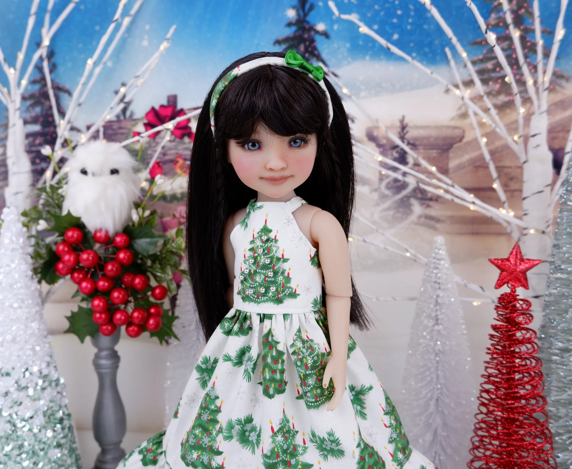 O Tannenbaum - dress with shoes for Ruby Red Fashion Friends doll